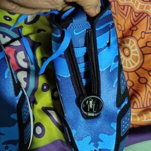 WOMENS 10 Nike Blue Camouflage Sneakers ( Unisex Seakers) Brand New 💯